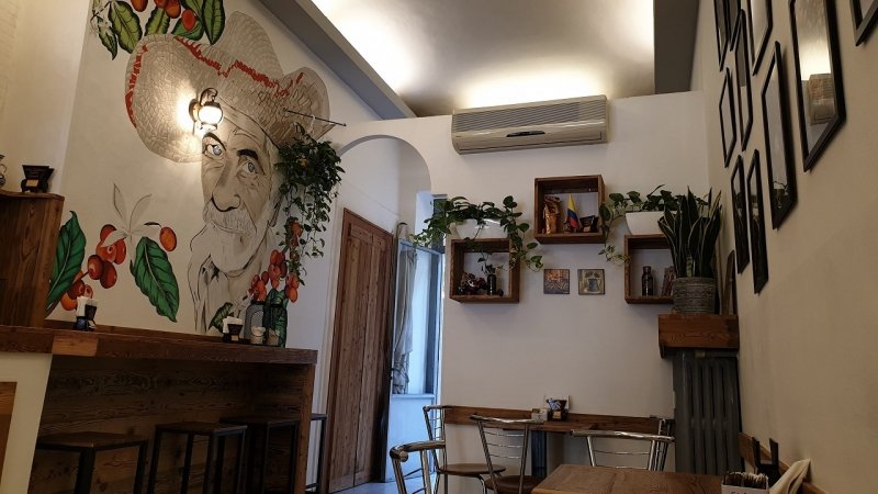 La Hacienda specialty coffee cafe in Turin, Italy